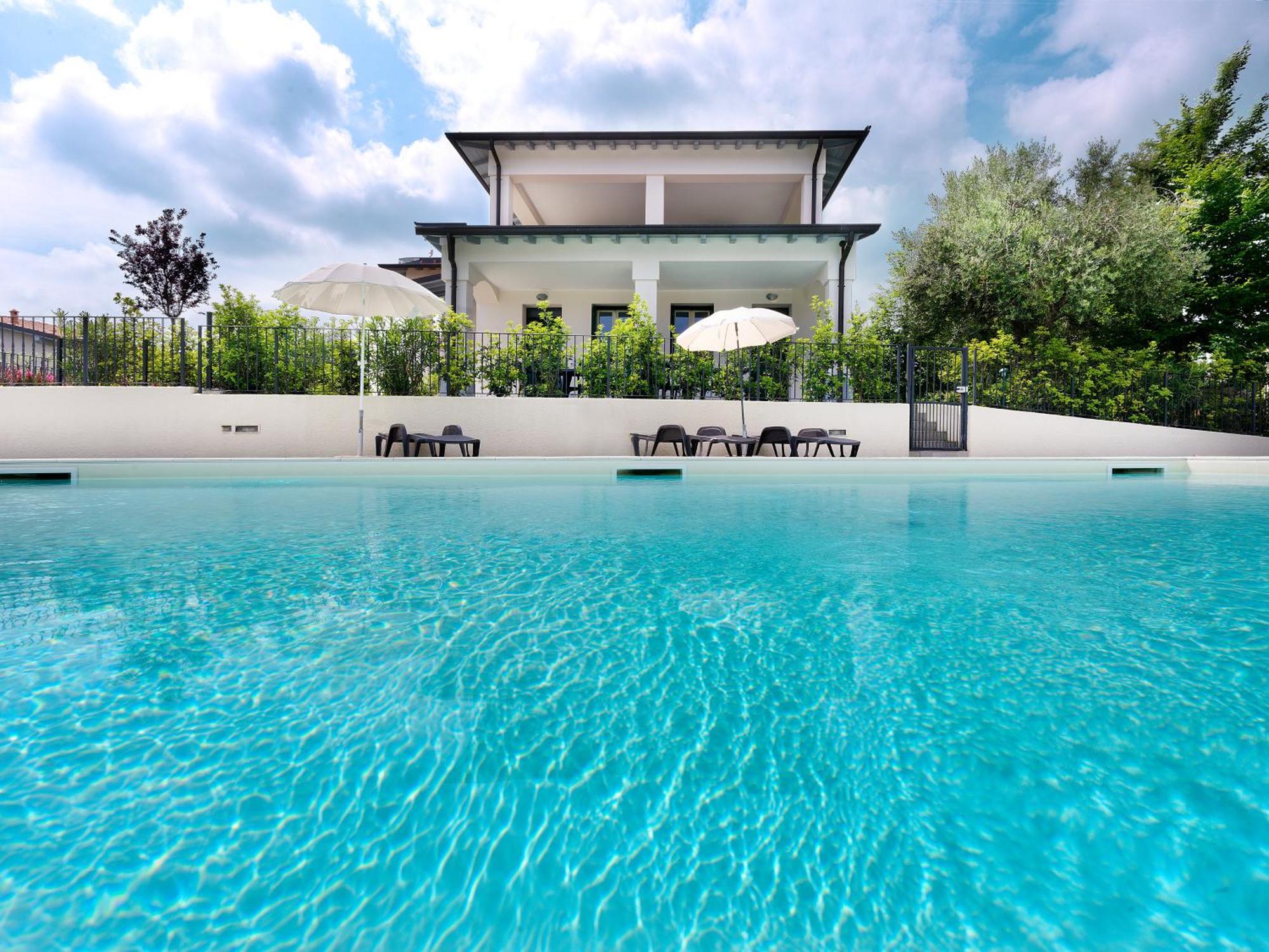 Residence Fiore Rosso Sirmione Zewnętrze zdjęcie