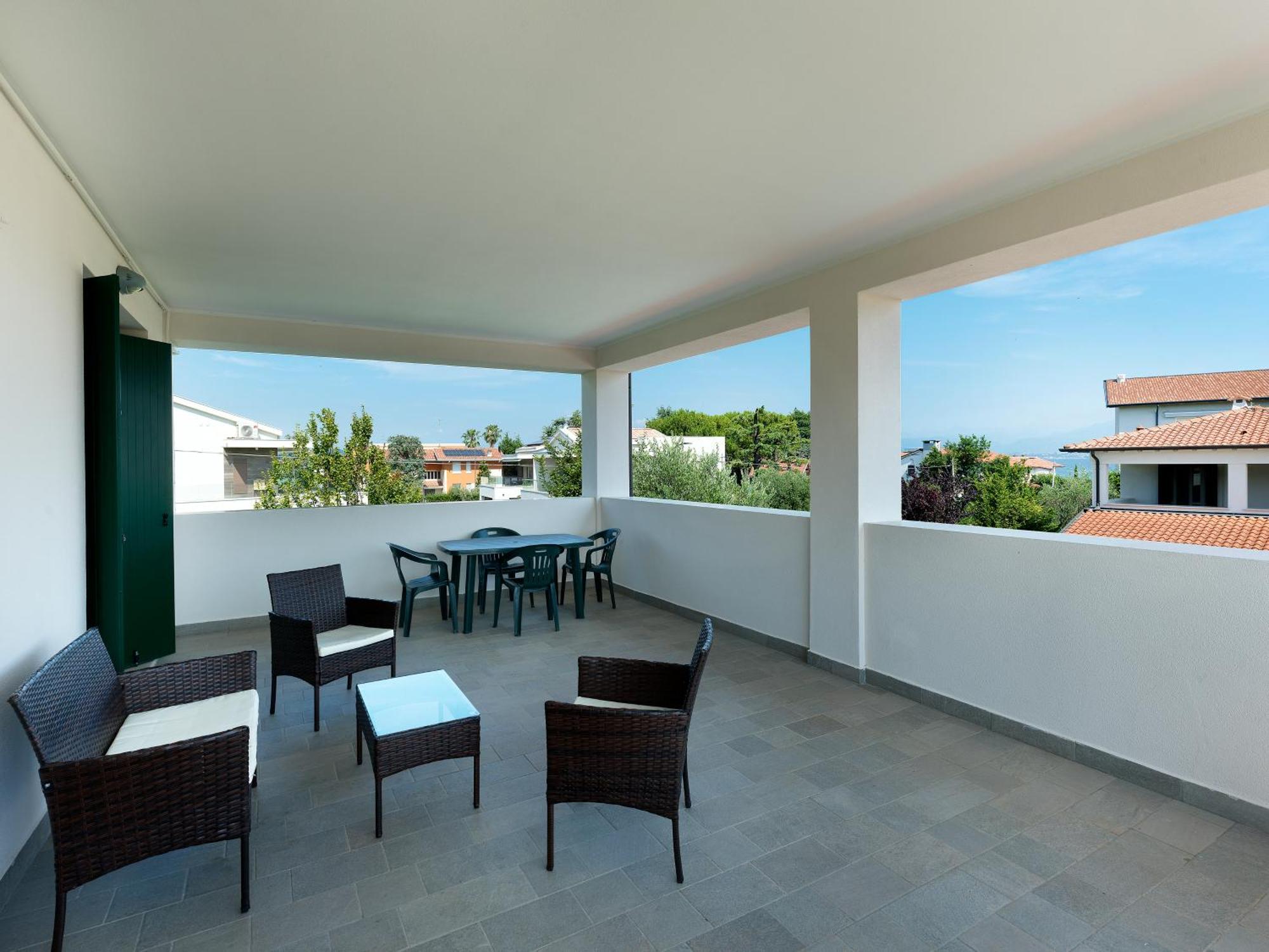 Residence Fiore Rosso Sirmione Zewnętrze zdjęcie