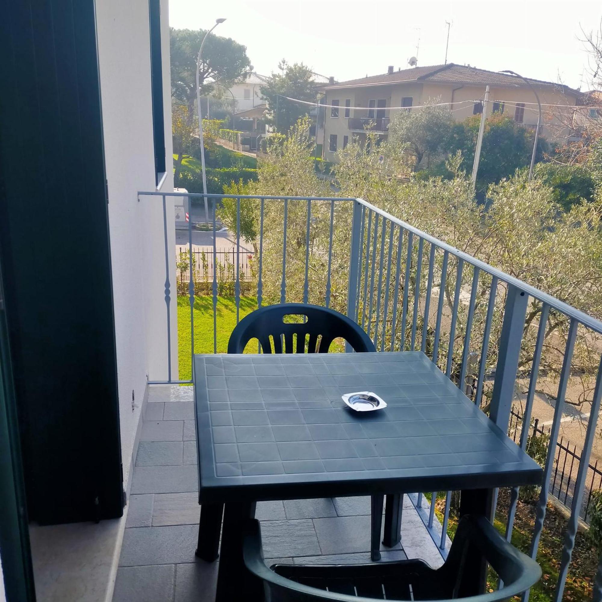 Residence Fiore Rosso Sirmione Pokój zdjęcie